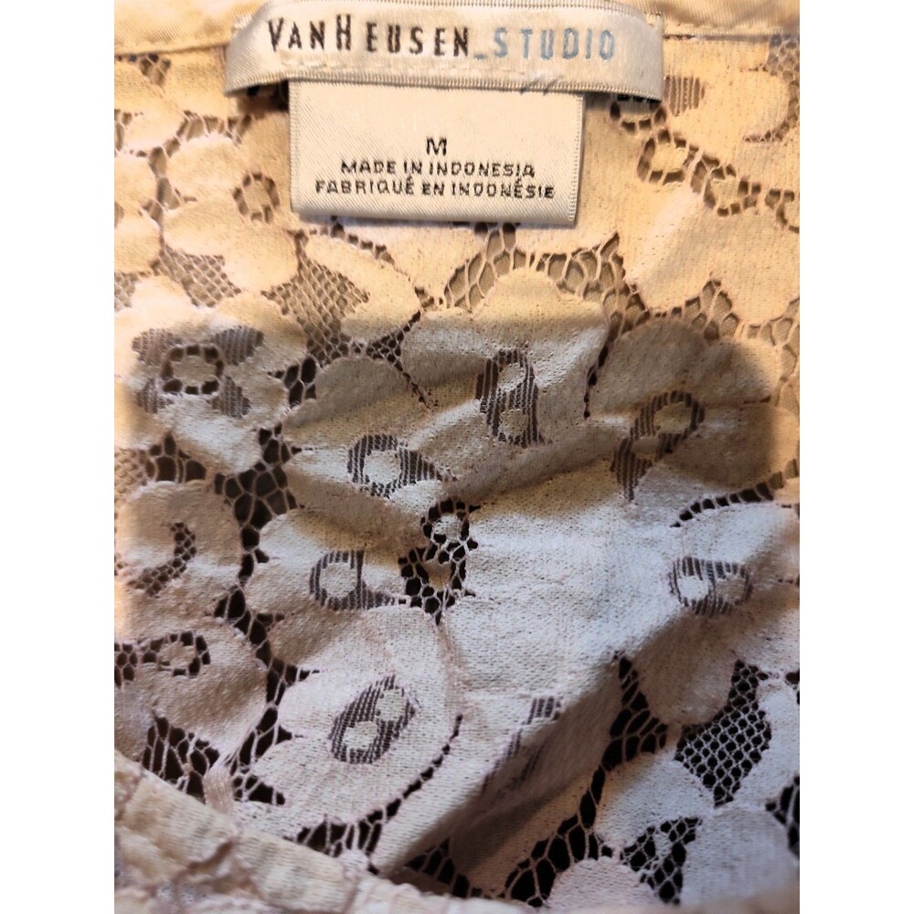 Vintage VanHeusen Studio Flower Pattern Ivory Cream Lace Overlay Blouse Size M - Picture 4 of 5